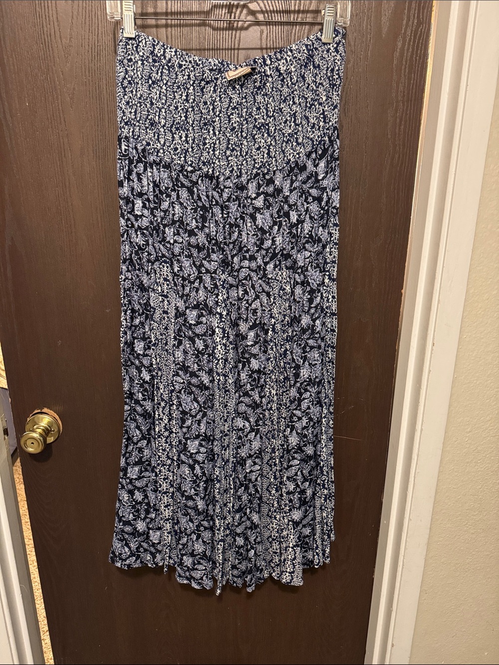 Scully's Cantina Collection Blue White Print Broomstick Floral Maxi Skirt Size M - Picture 3 of 8